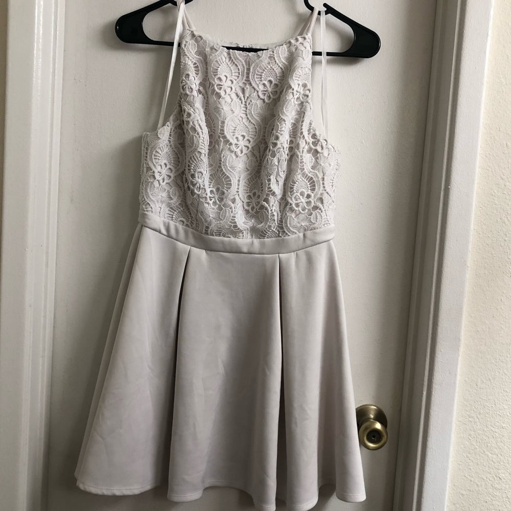 Francesca’s Skater Lace Dress small